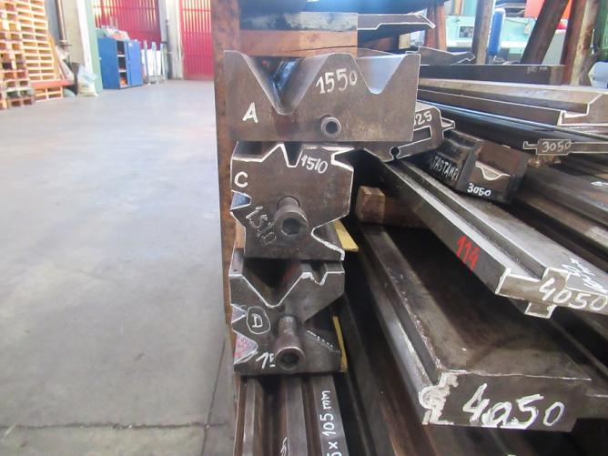PRISMI E LAME PRESS BRAKE DIES
